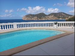 Villa with stunning sea views for sale in Camp de Mar, Mallorca, Andratx 07150