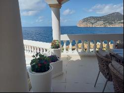 Villa with stunning sea views for sale in Camp de Mar, Mallorca, Andratx 07150