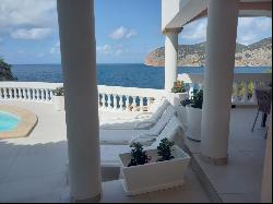 Villa with stunning sea views for sale in Camp de Mar, Mallorca, Andratx 07150