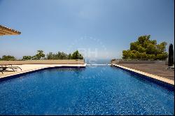 Serenity and Splendor in Sierra de Altea: A Luxurious Villa with, Altea 03590