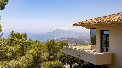 Serenity and Splendor in Sierra de Altea: A Luxurious Villa with, Altea 03590