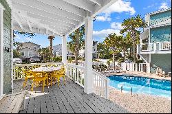 Well-Located Beach House With Carriage House And Pool
