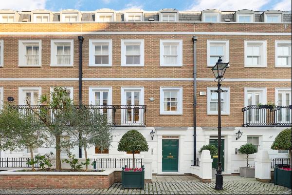Wonderful four bedroom house in popular Kensington Green development