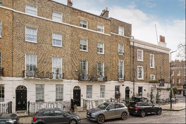 2 bedroom freehold house for sale in Hyde Park, W2