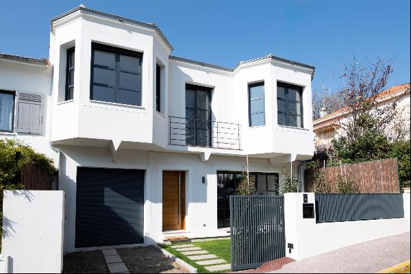 Charming town house fully renovated in Cannes.