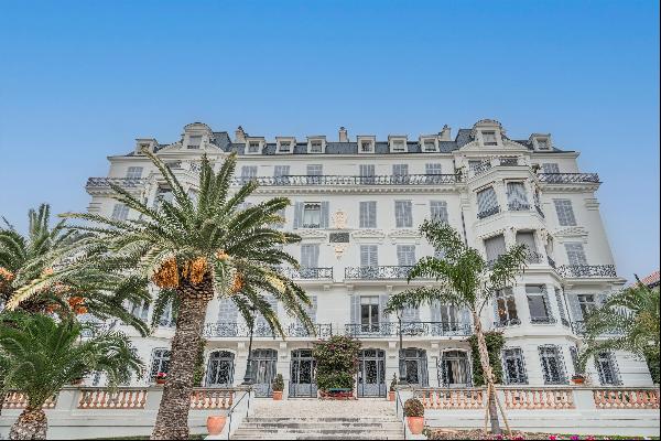 Beautiful bourgeois near the centre of Cannes.