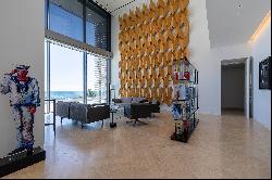 Three Bedroom Luxury Apartment on Limassol Seafront