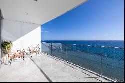 Three Bedroom Luxury Apartment on Limassol Seafront