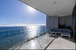 Three Bedroom Luxury Apartment on Limassol Seafront