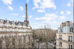 Magnificent renovated 2-room apartment - Eiffel Tower view - Gros Caillou