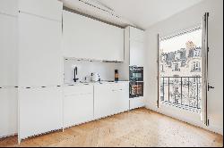 Magnificent renovated 2-room apartment - Eiffel Tower view - Gros Caillou