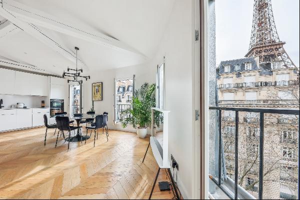 Magnificent renovated 2-room apartment - Eiffel Tower view - Gros Caillou