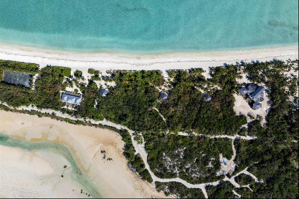 Beachfront Estate Lots and Dock Slip in Kamalame Cay, Bahamas