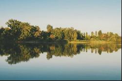 Lakeside land for development near Belgrade