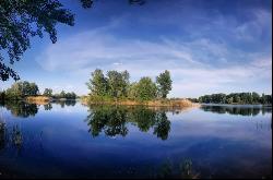 Lakeside land for development near Belgrade