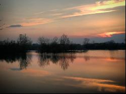 Lakeside land for development near Belgrade