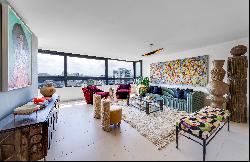 Parkfront Duplex Penthouse on Magdalena Avenue