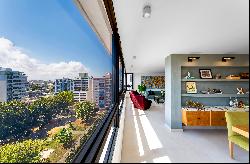 Parkfront Duplex Penthouse on Magdalena Avenue