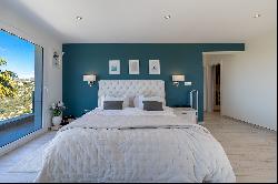 Luxury SIx Bedroom Mansion in Aphrodite Hills Golf Resort