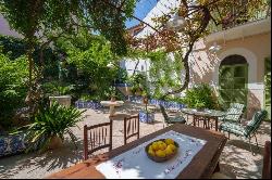 Beautiful manor house with a sunny courtyard for sale in Soller,, Sóller 07100