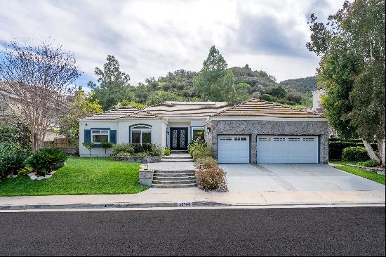 32766 Barrett Drive, Westlake Village