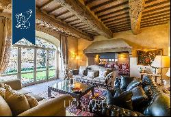 Prestigious historical property with grounds and agritourism resort in Siena