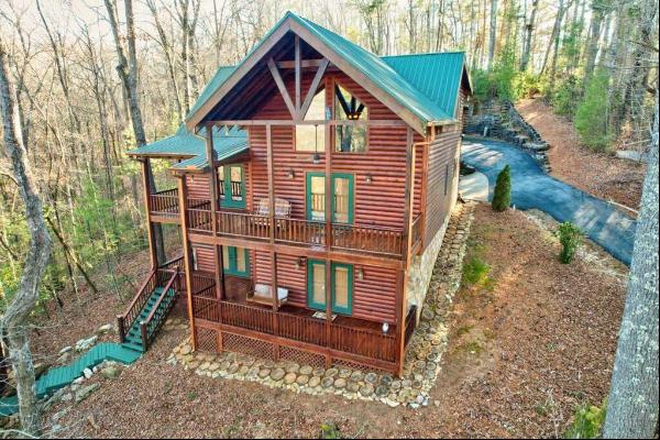 exclusive private mountain retreat in Cherry Log