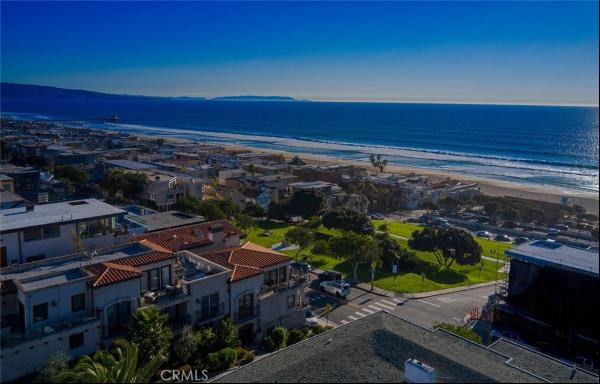 Manhattan Beach Residential Income