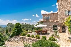 Chateauneuf : Magnificent 18th century monastery with sea view