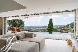 Stylish villa in the hills of Saint-Paul de Vence