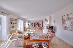 Vence - Magnificent stone property with panoramic sea view for rent