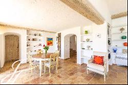 Charming stone property with panoramic sea view for rent in Tourrettes-sur-Loup