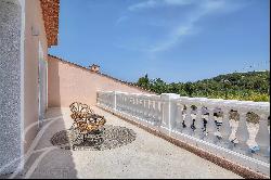 Valbonne : Lovely family villa for 10 guests