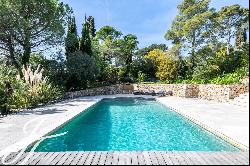 Mougins: Magnificent villa in a quiet location