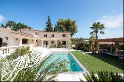 300m2 villa with beautiful outdoor spaces for rent in La Colle sur Loup