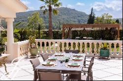 300m2 villa with beautiful outdoor spaces for rent in La Colle sur Loup