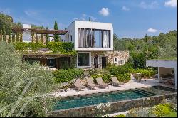 Designer villa with 3 bedrooms for rent in Chateauneuf-Grasse