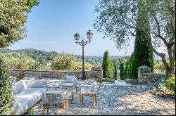 Exceptional property with sea view - Mougins