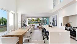 Fantastic modern villa for sale in the center of Santa Bárbara de Nexe, Algarve