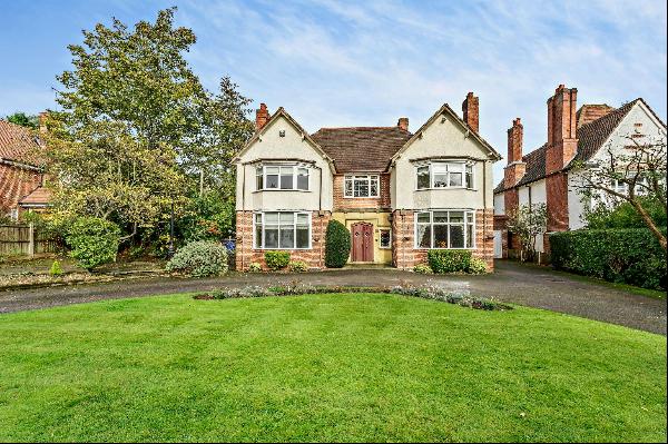 A handsome detached family home sat in a 0.5 acre garden with approved planning permission
