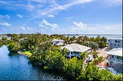 Buccaneer Point Estates Lakefront Residence