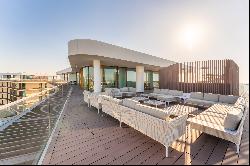 Luxury penthouse in Jumeirah Bay Island