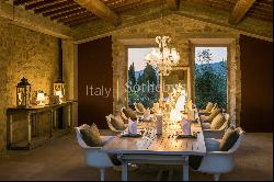 Historic, luxury estate in Greve in Chianti with breathtaking views