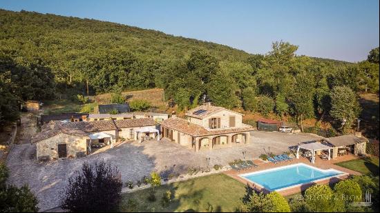 Casale Al Monte with pool, Gualdo Cattaneo, Perugia - Umbria