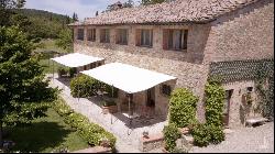 Stone hamlet with swimming pool, Casole d'Elsa, Siena - Tuscany