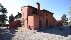 Classic Villa with country homes & pools, Castiglione del Lago–Umbria