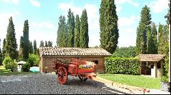 Historic Villa with Country House, Sinalunga, Siena - Tuscany