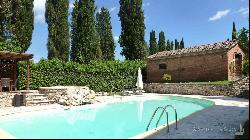 Historic Villa with Country House, Sinalunga, Siena - Tuscany