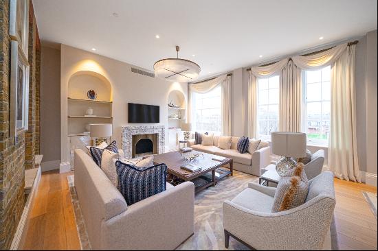 Magnificent lateral apartment in Chelsea offering parking and porter