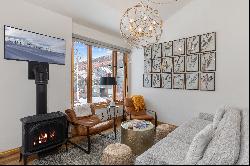  Bright & sunny upper unit with amazing views of the ski area